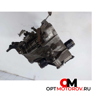 КПП механическая (МКПП)  Toyota Yaris XP130 2013 0TT01 #4