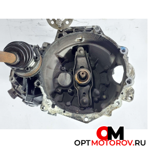КПП механическая (МКПП)  Volkswagen Golf 5 поколение 2004 GQQ #1
