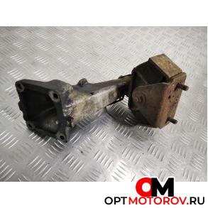 Подушка крепления двигателя  Mercedes-Benz T1 602 (307, 308, 309, 310)  1991 6012232304 #3