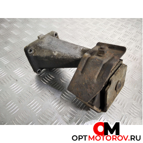 Подушка крепления двигателя  Mercedes-Benz T1 602 (307, 308, 309, 310)  1991 6012232404 #1