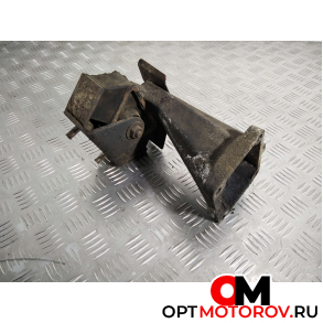 Подушка крепления двигателя  Mercedes-Benz T1 602 (307, 308, 309, 310)  1991 6012232404 #3