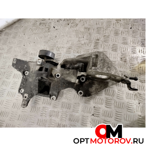 Кронштейн генератора  Volkswagen Passat B6 2008 03L903143D #3