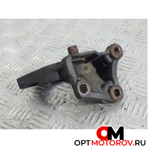 Кронштейн полуоси  Renault Trafic 2 поколение [рестайлинг] 2008 8200452283A #3