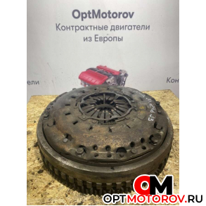 Маховик  Hyundai Terracan 2004 625304700            #1
