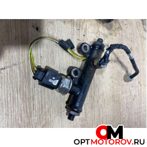 Топливная рампа  Land Rover Discovery 3 2008 4R8Q9C066AE          #5