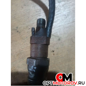 Форсунка топливная  Volkswagen 1996 068130211G           #3