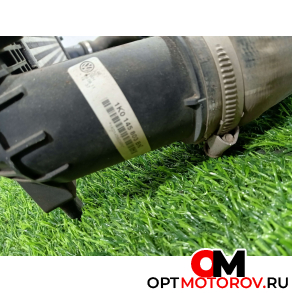 Интеркулер  Volkswagen Golf 6 поколение 2010 1K0145803BN #2