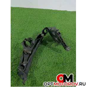 Крепление фары правой  Audi A4 B8/8K 2009 8K0941030AG #3
