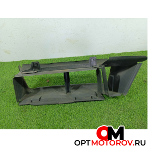 Воздуховод (дефлектор) радиатора  Ford Focus 3 поколение 2012 BM518314C #1