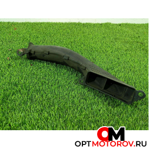 Воздухозаборник  Ford Focus 3 поколение 2012 AV619E635BD #3