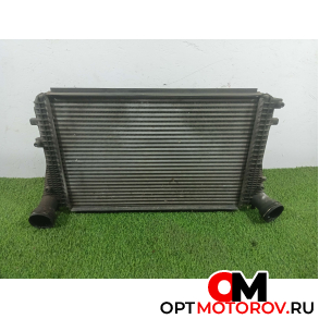 Интеркулер  Volkswagen Golf 6 поколение 2009 1K0145803T #1