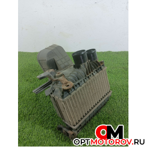 Интеркулер  Toyota Avensis 2 поколение (T250) 2005 179400B010 #1