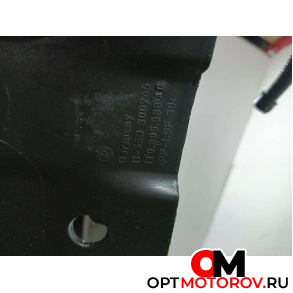 Передняя панель (телевизор)  Volkswagen Touran 1 поколение [2-й рестайлинг] 2014 1T0805588AD #7