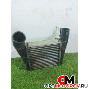 Интеркулер  Audi A4 B7 2005 8E0145805AA #2