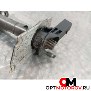 Форсунка топливная  Audi A4 B8/8K 2010 03L130277 #3