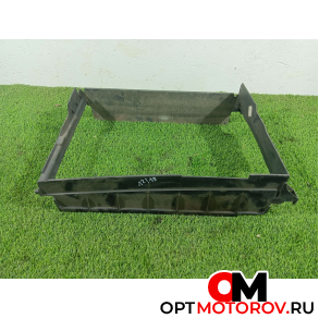 Воздуховод (дефлектор) радиатора  Renault Sandero Stepway 2 поколение 2014 215596207R #1