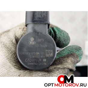 Топливная рампа  Volkswagen Passat B6 2008 03L130089, 057130764H, 0281002859 #4