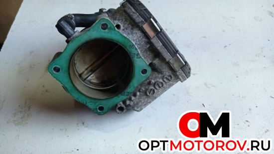 Дроссельная заслонка  Audi 2000 06A133062C           #1