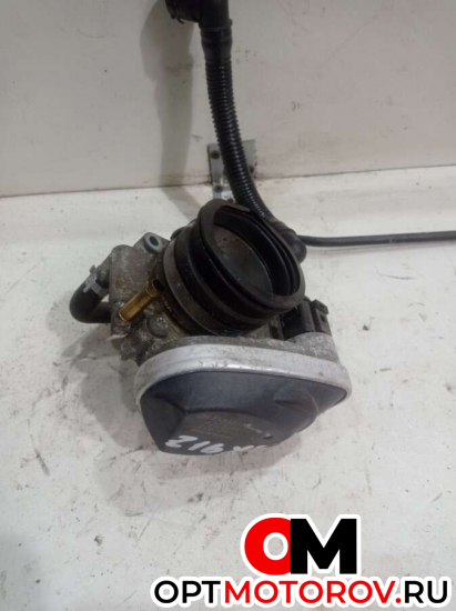 Дроссельная заслонка  Opel Astra 3 2008 55560398             #1