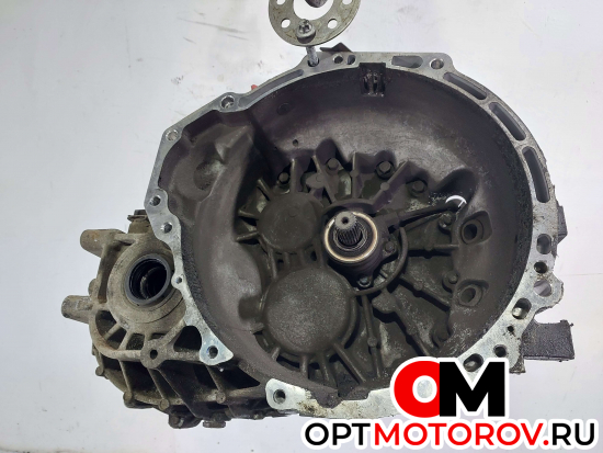 КПП механическая (МКПП)  Kia Carnival VQ 2007 4300038050, Y060404550 #1