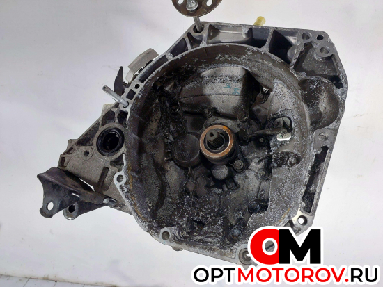КПП механическая (МКПП)  Renault Clio 4 поколение 2015 JR5357, JR5 #1