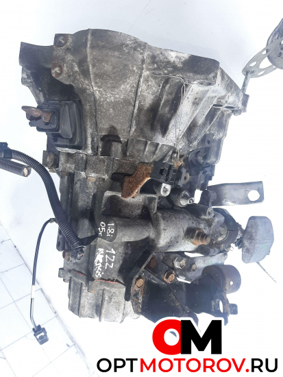 КПП механическая (МКПП)  Toyota Avensis 2 поколение (T250) 2005  #2