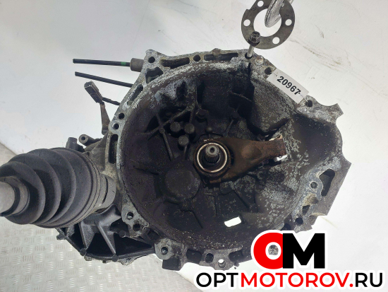 КПП механическая (МКПП)  Toyota Auris 1 поколение 2009  #1