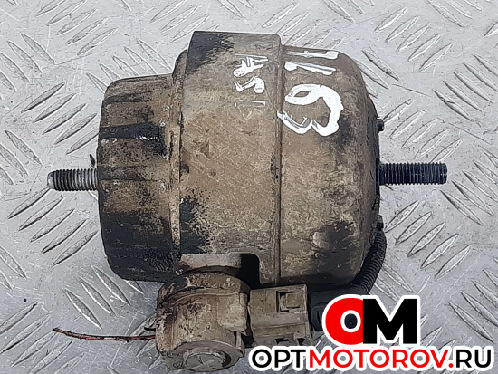 Подушка крепления двигателя  Audi A6 4F/C6 2006 4F0199382H, 070109024145 #1