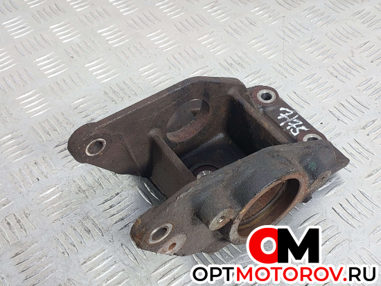 Кронштейн полуоси  Renault Master 2 поколение [рестайлинг] 2007 8200684227 #1