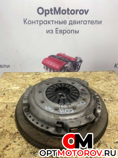 Маховик  Opel Corsa 2010 55572815             #1