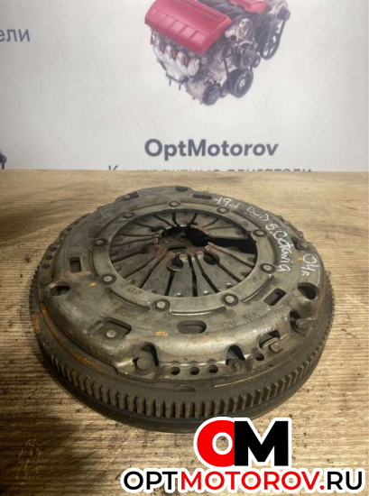 Маховик  Skoda Octavia 2004 038105264J           #2