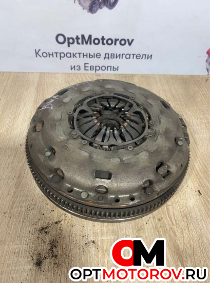 Маховик  Volkswagen Passat 2007 06C141117X           #2