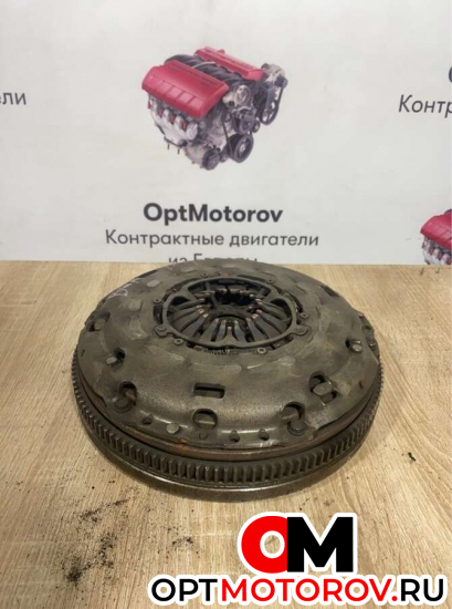 Маховик  Volkswagen Passat 2007 06C141117X           #3