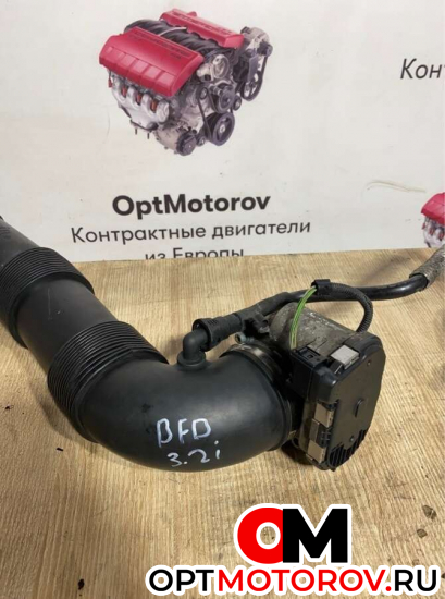 Дроссельная заслонка  Volkswagen Touareg 2004 022133062AF          #1