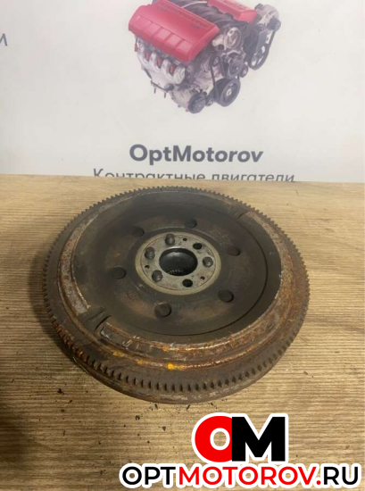 Маховик  Volkswagen Bora 2005 038105273D           #5