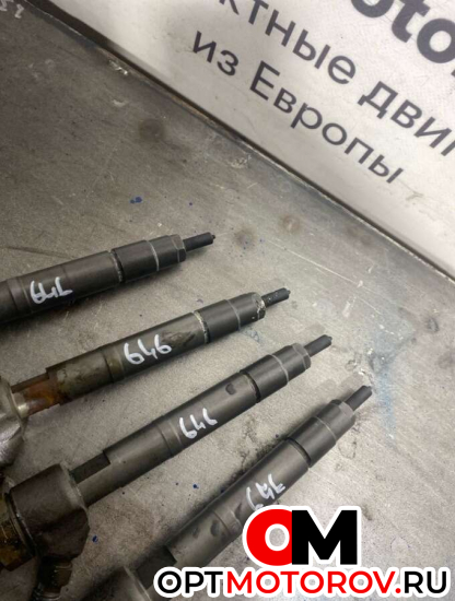 Форсунка топливная  Mercedes-Benz C 2005 A6480700287          #2