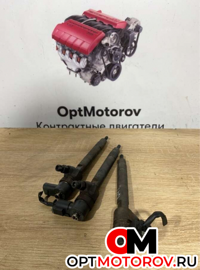 Форсунка топливная  Mercedes-Benz C 2004 A6460700787          #2