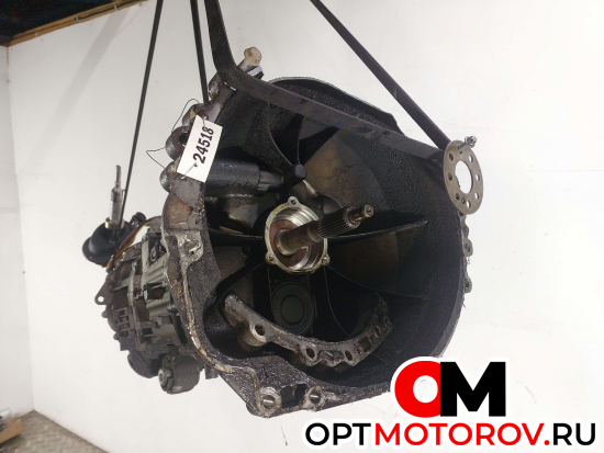 КПП механическая (МКПП)  Land Rover Discovery 3 поколение 2007 1067401098 #1
