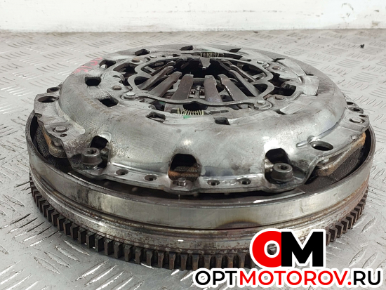 Комплект сцепления  Audi A4 B7 2006 124038810, 415024410, 324033410 #2