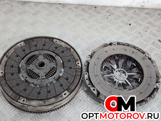 Комплект сцепления  Audi A4 B7 2006 124038810, 415024410, 324033410 #3