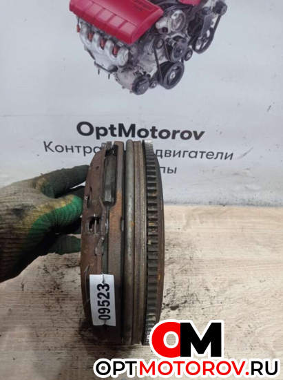 Маховик  Kia Carens 2 поколение 2004 23200-27400          #3