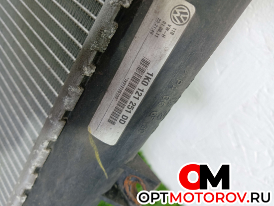 Радиатор основной  Volkswagen Golf 6 поколение 2010 1K0121251DD #2