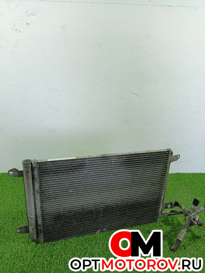 Радиатор кондиционера  Volkswagen Golf 6 поколение 2010 1K0820411 #1