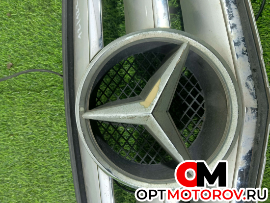 Решетка радиатора  Mercedes-Benz C-Класс W204/S204 2010 A2048800023 #5