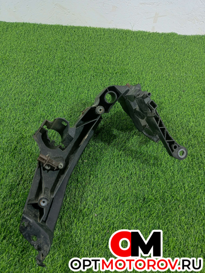 Крепление фары правой  Audi A4 B8/8K 2009 8K0941030AG #3