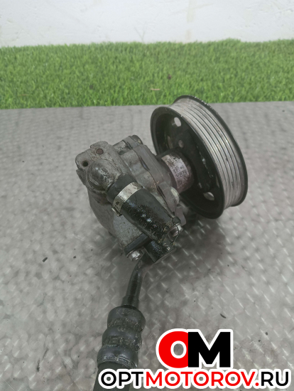 Насос гидроусилителя руля  Audi A4 B8/8K 2010 4F0145156C #2