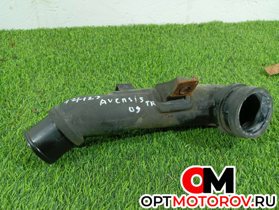 Патрубок интеркулера  Toyota Avensis 3 поколение (T270) 2009 173620R030 #3
