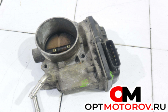 Дроссельная заслонка  Toyota Avensis 2 поколение (T250) 2005 220300D010 #2