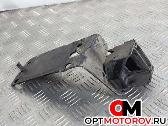 Кронштейн радиатора  BMW 3 серия E90/E91/E92/E93 2007 51647117811, 17117524956, 7117811, 7524956 #2