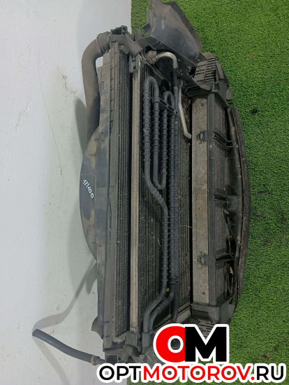 Кассета радиаторов  Mercedes-Benz C-Класс W204/S204 2010 A2045000493 #3 Кассета радиаторов  Mercedes-Benz C-Класс W204/S204 2010 A2045000493 #3